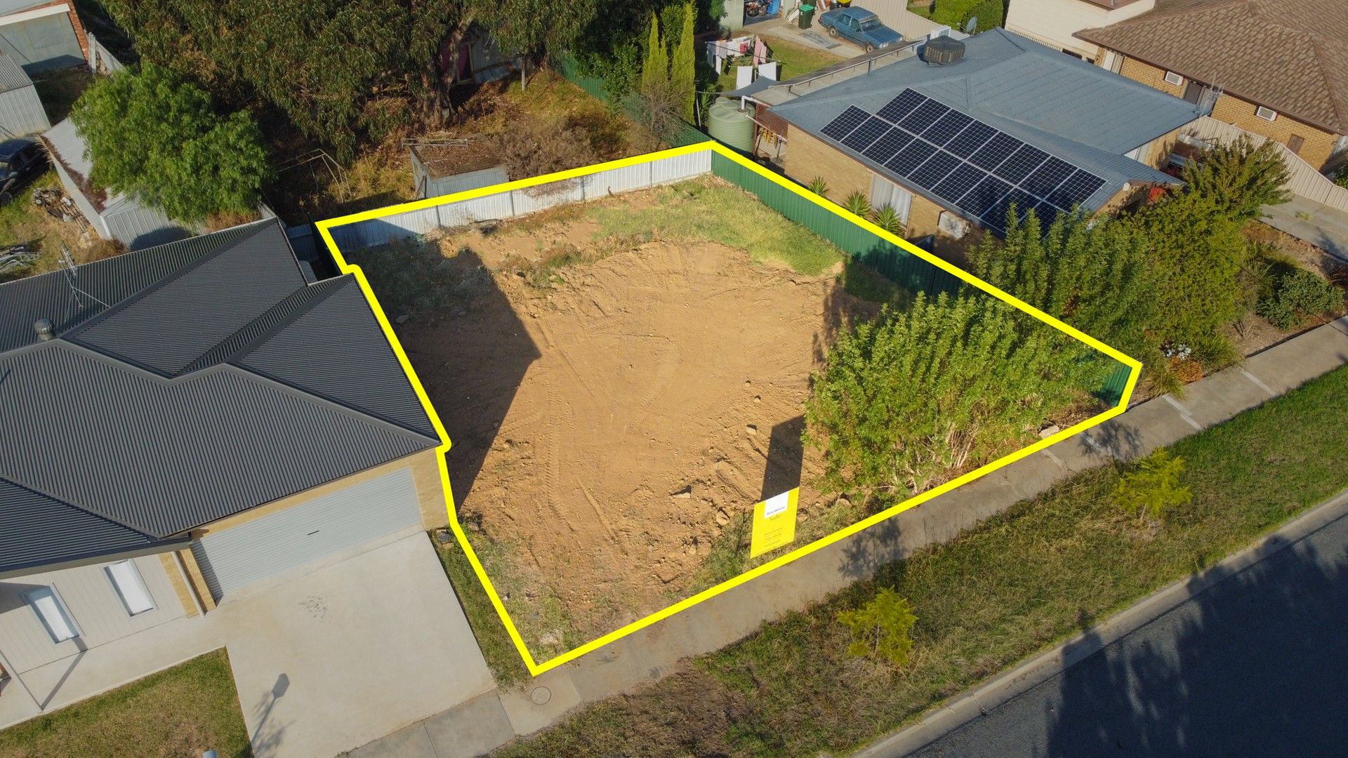 18 Manning Avenue, California Gully VIC 3556, Image 0