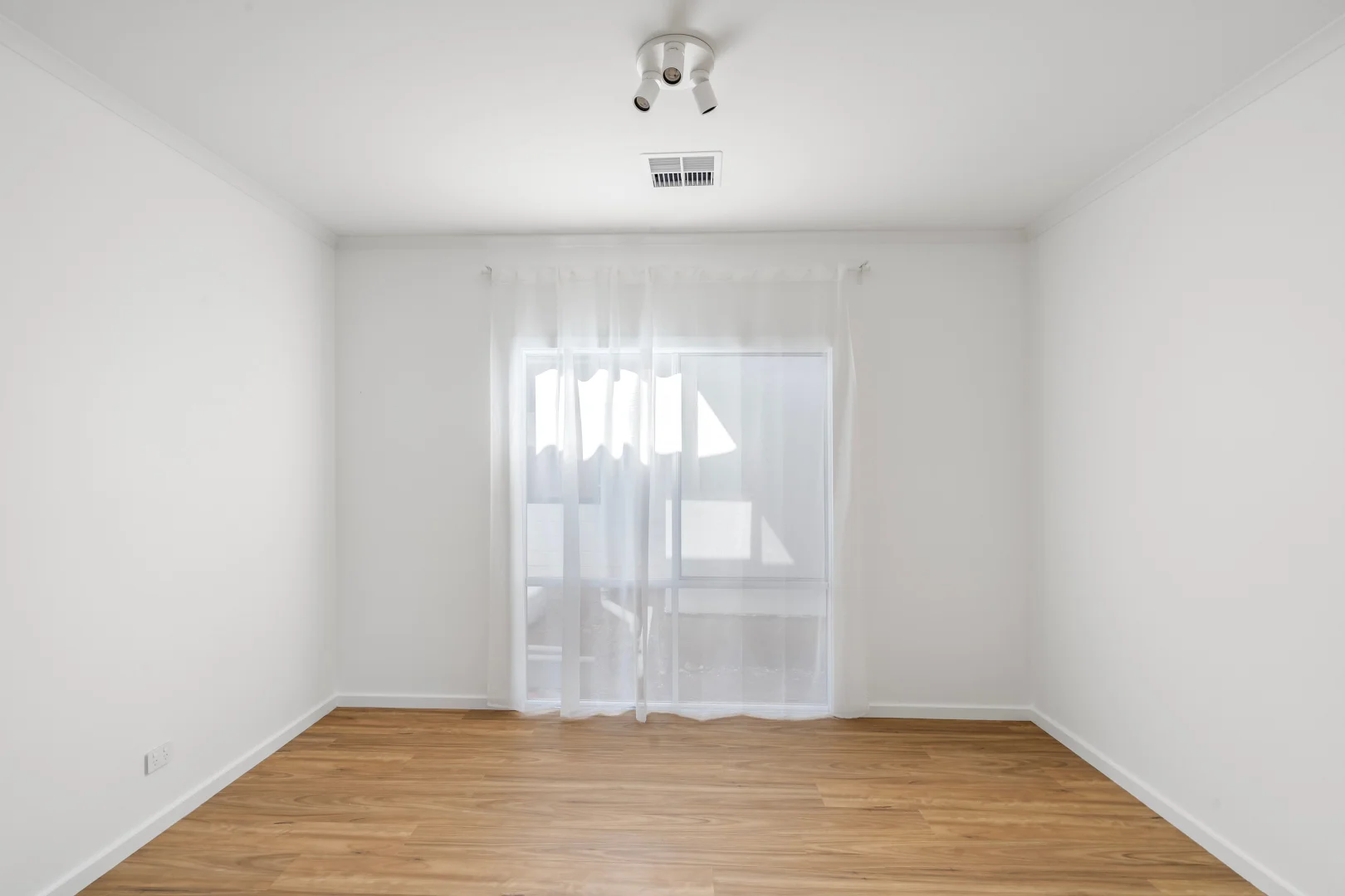 Additional image 6 of 4A Allen Dr, Para Hills SA 5096