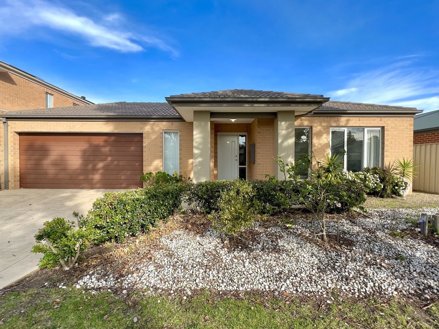 4 bedrooms House in 30 Willowtree Drive PAKENHAM VIC, 3810