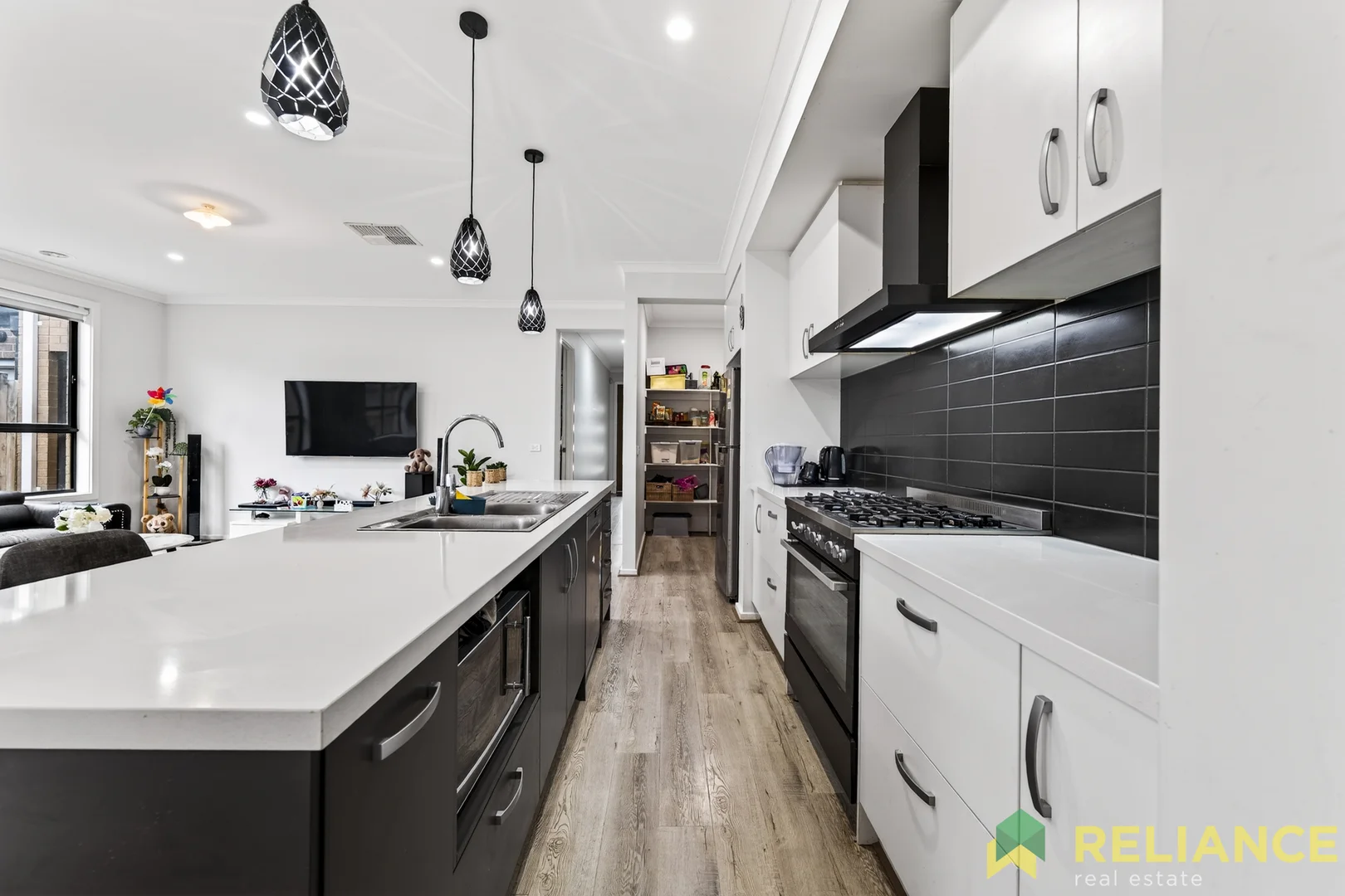 Additional image 6 of 14 Samuel Road, Weir Views VIC 3338