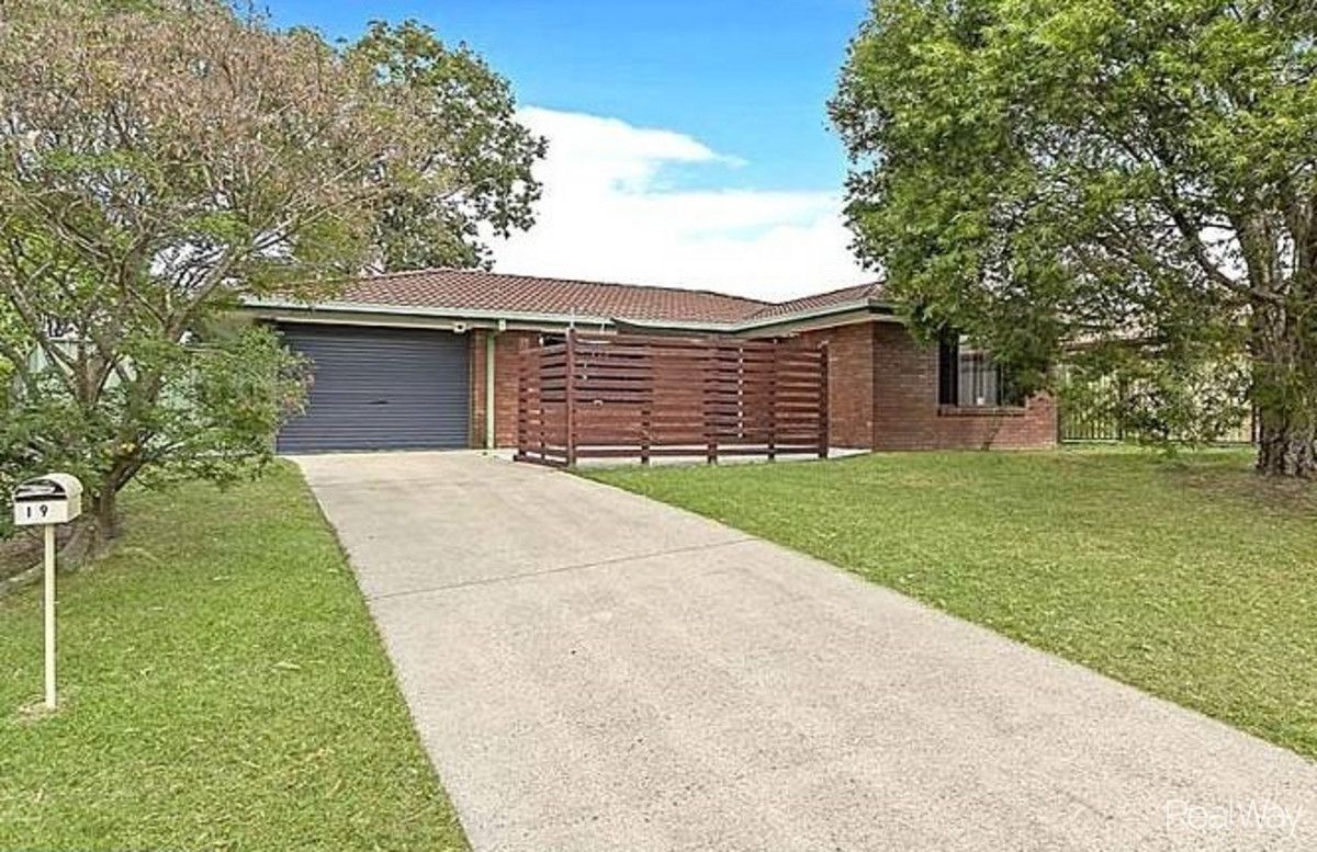 19 Sunderland Drive, Bray Park Property History & Address Research