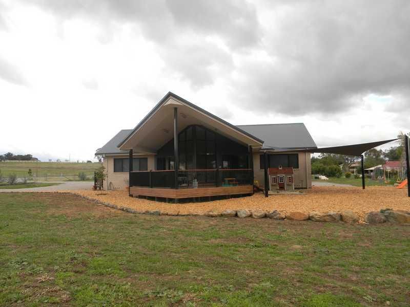 133 Martins Lane, PIALLAMORE NSW 2340, Image 2