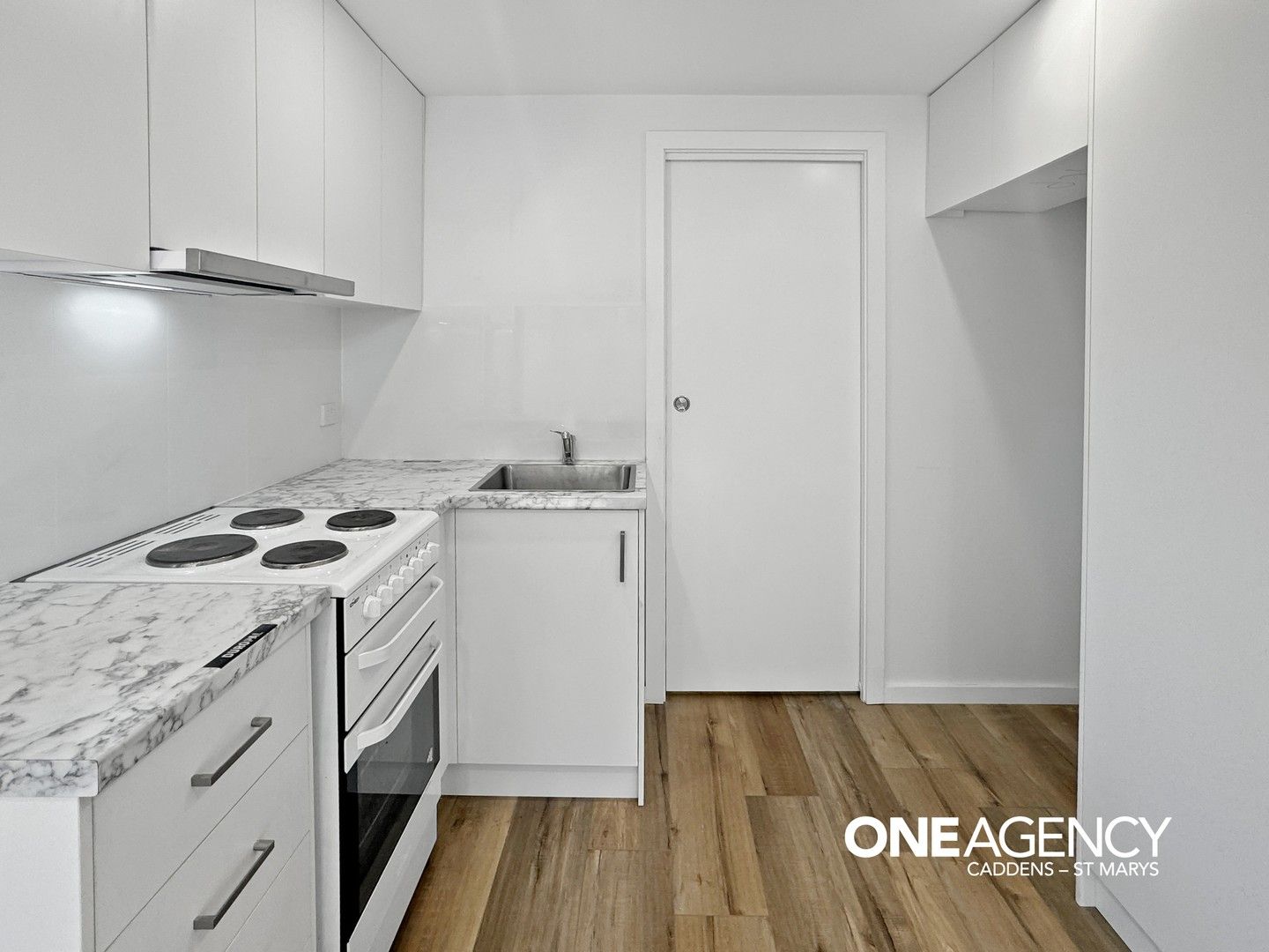 1 bedrooms Apartment / Unit / Flat in 39a Luzon Avenue LETHBRIDGE PARK NSW, 2770