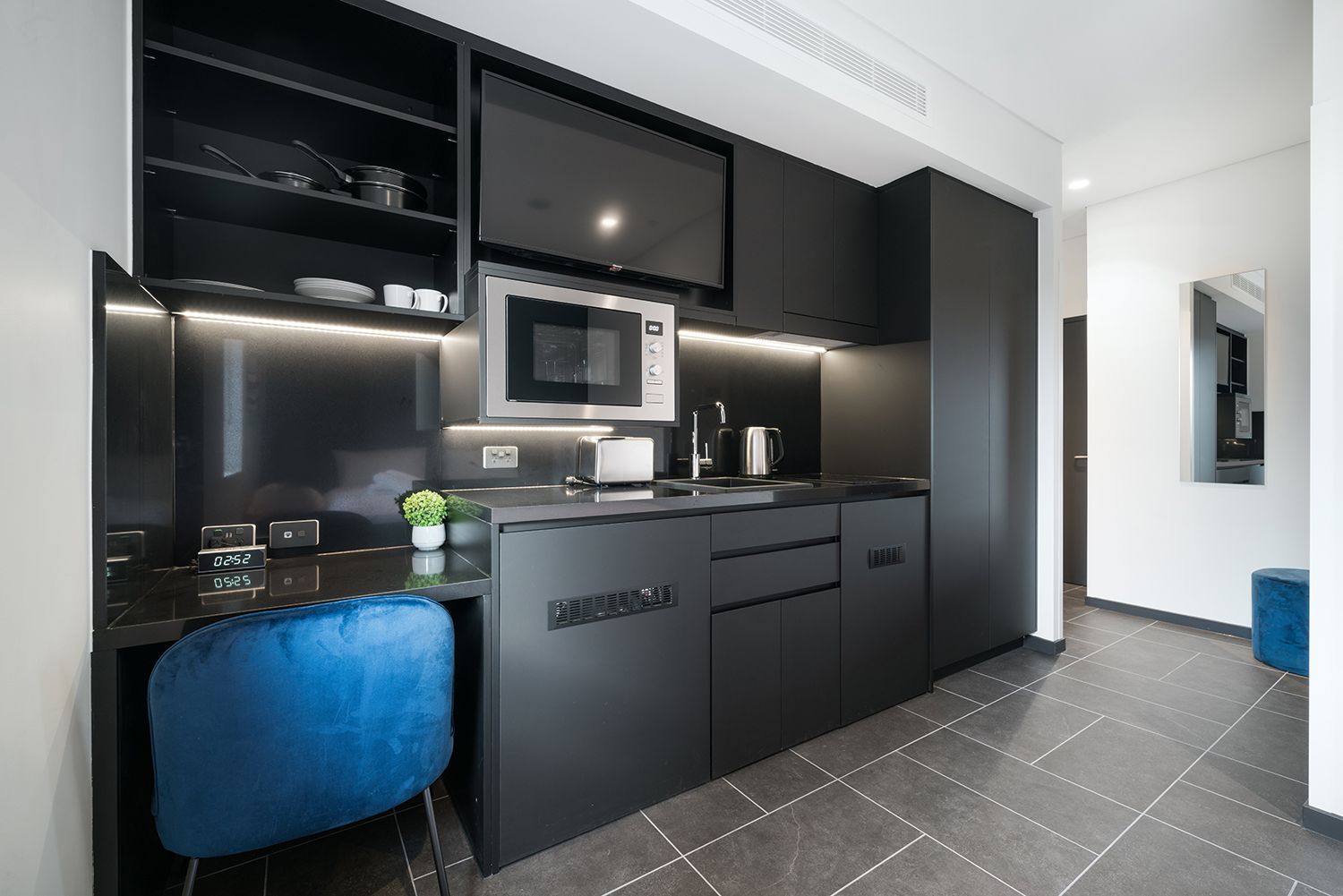 1 bedrooms Apartment / Unit / Flat in 104/16-18 Broadway CHIPPENDALE NSW, 2008
