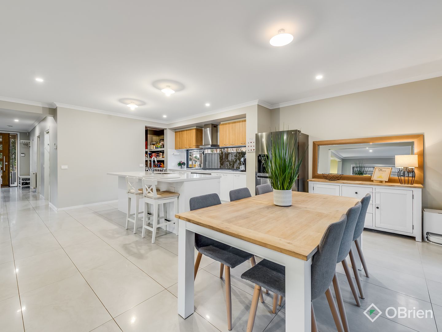 10 Bridgefield Parkway, Rockbank VIC 3335 Domain