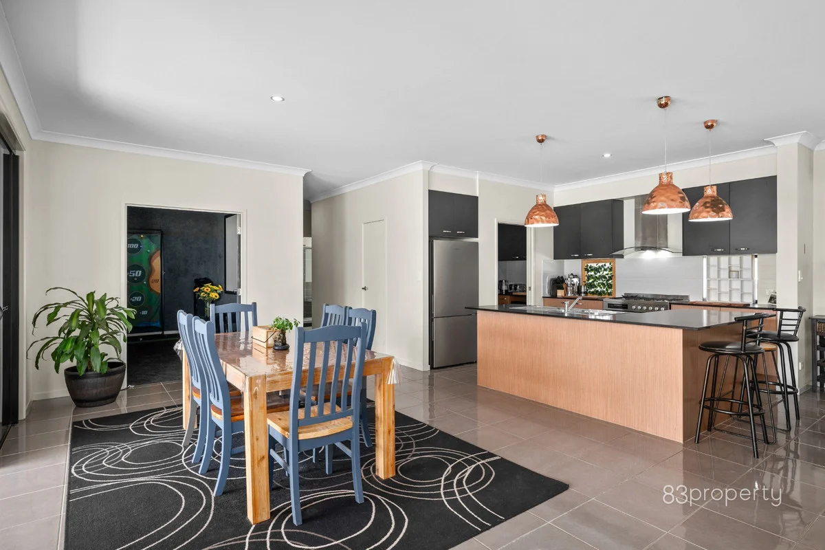 Additional image 8 of 125 Fairway Drive, Kensington Grove QLD 4341