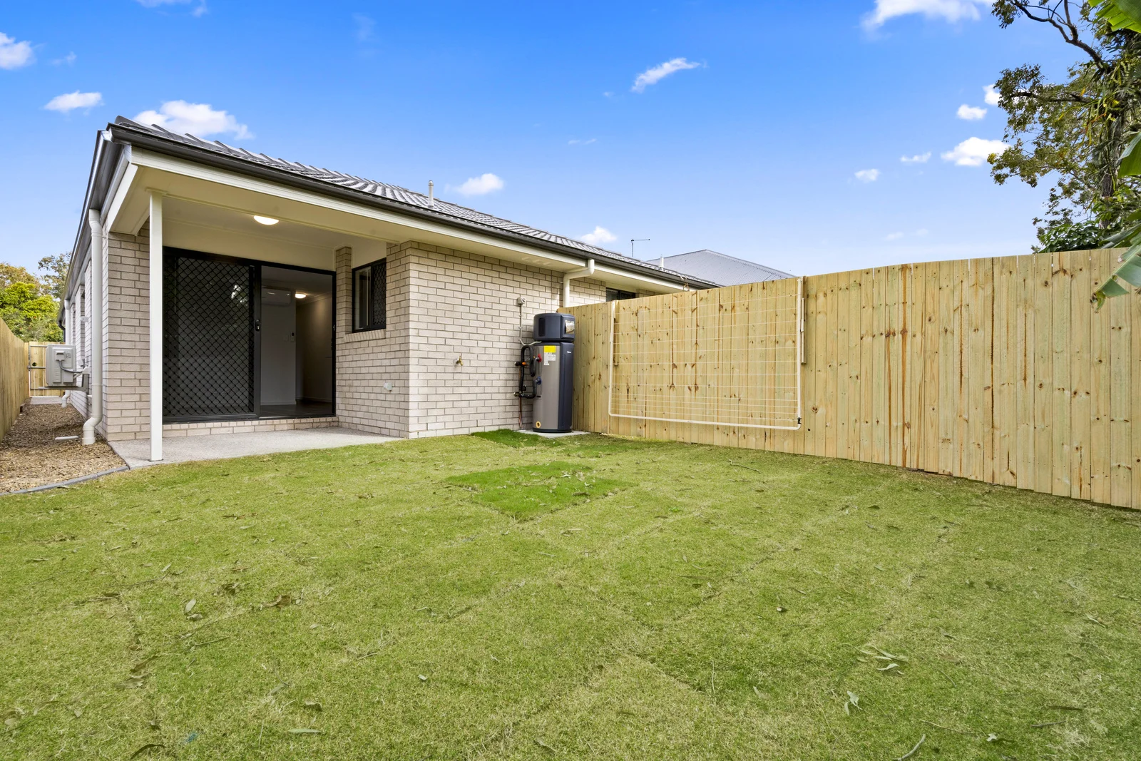 Additional image 7 of 1/26 Finch Court, Loganlea QLD 4131