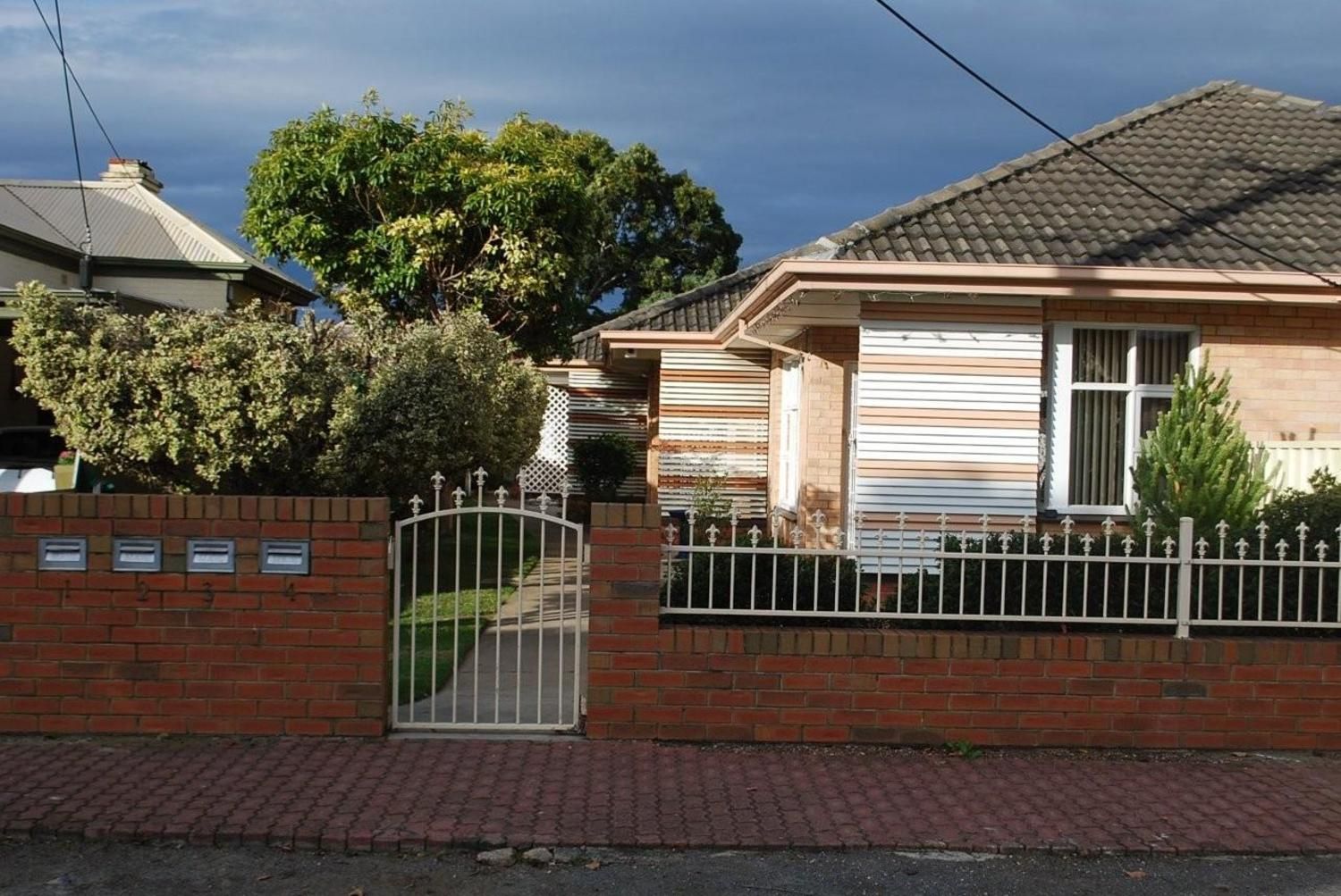 3/24 Penzance Street, Glenel Property History & Address Research Domain