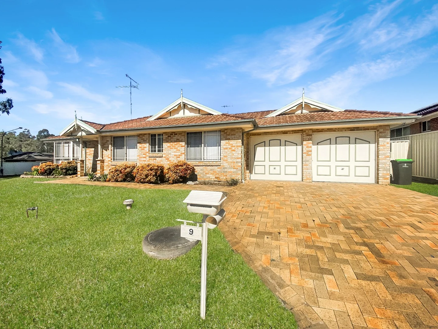9 Cormorant Crescent, Glenmore Park NSW 2745