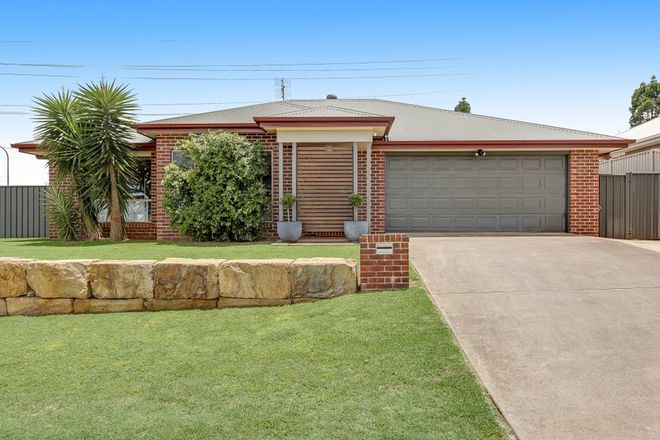 Picture of 1 Grandslam Street, GLENVALE QLD 4350