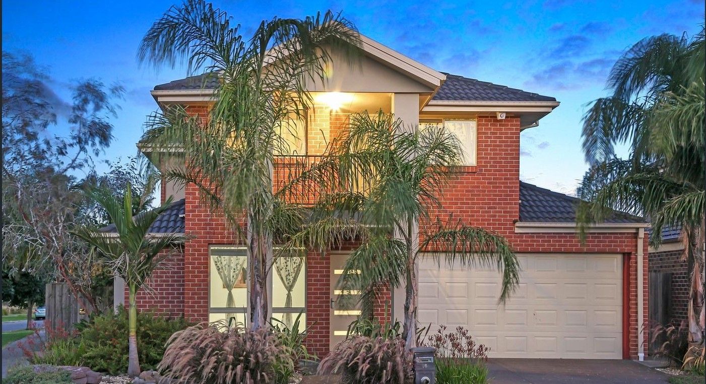 4 bedrooms House in 16 Huntingfield Drive SOUTH MORANG VIC, 3752