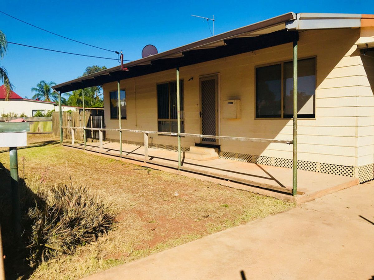 3 bedrooms House in 32a President Street SOUTH KALGOORLIE WA, 6430