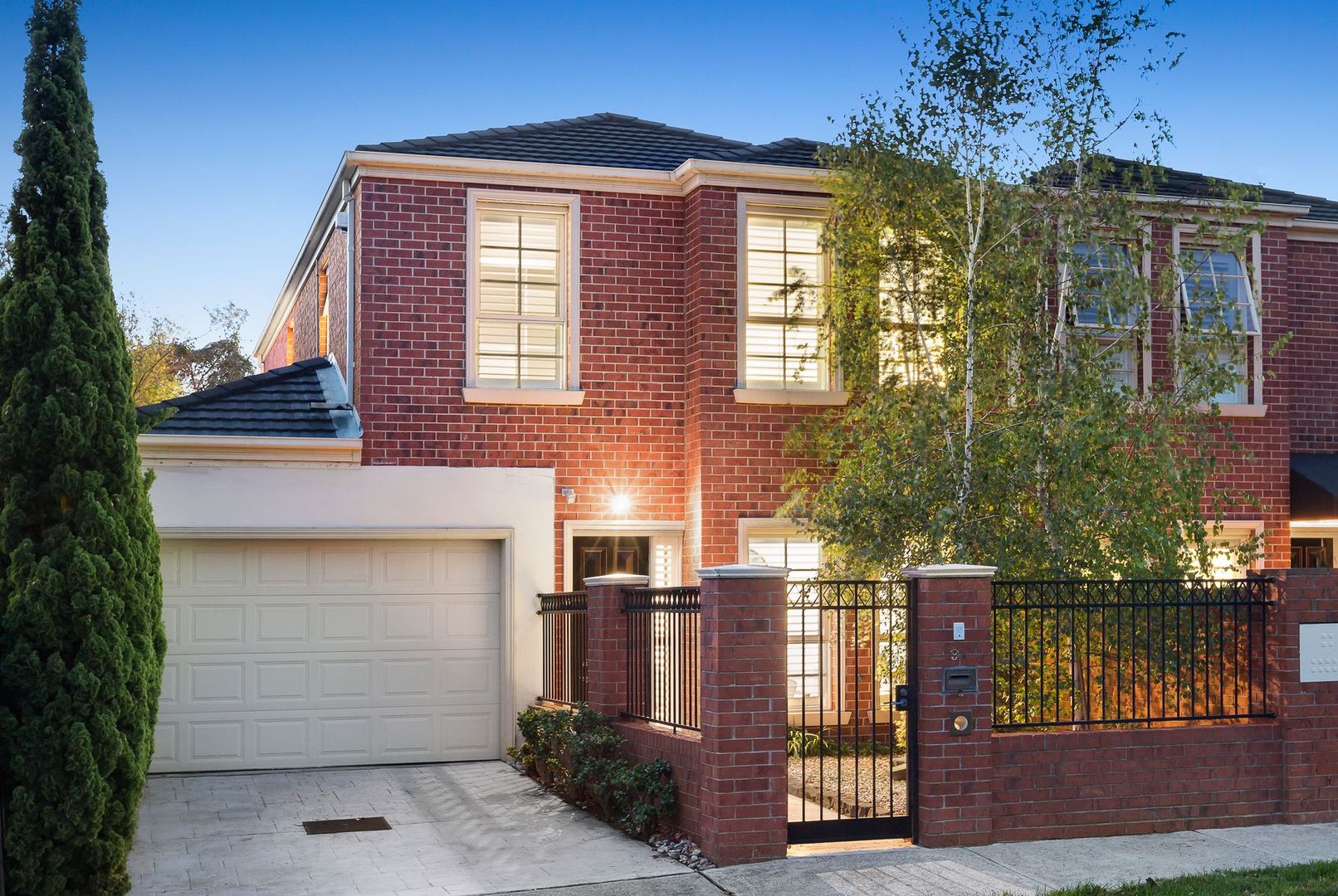 9A Raphael Street, Caulfield North VIC 3161