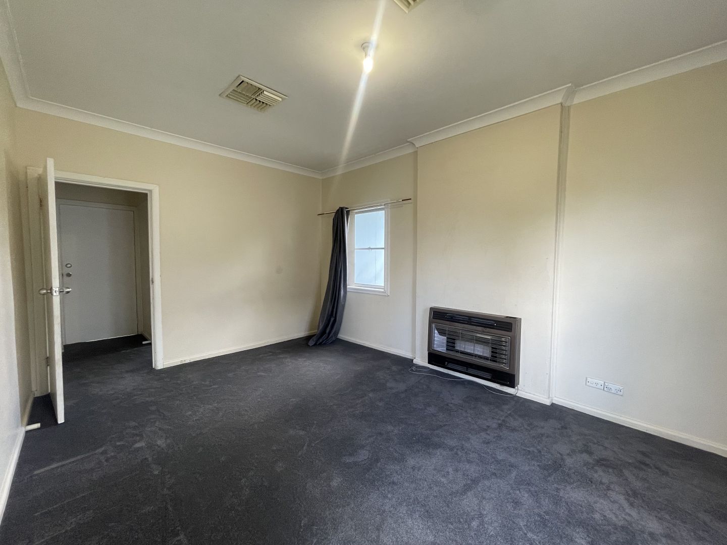 9 Conridge Street, Forbes NSW 2871, Image 1