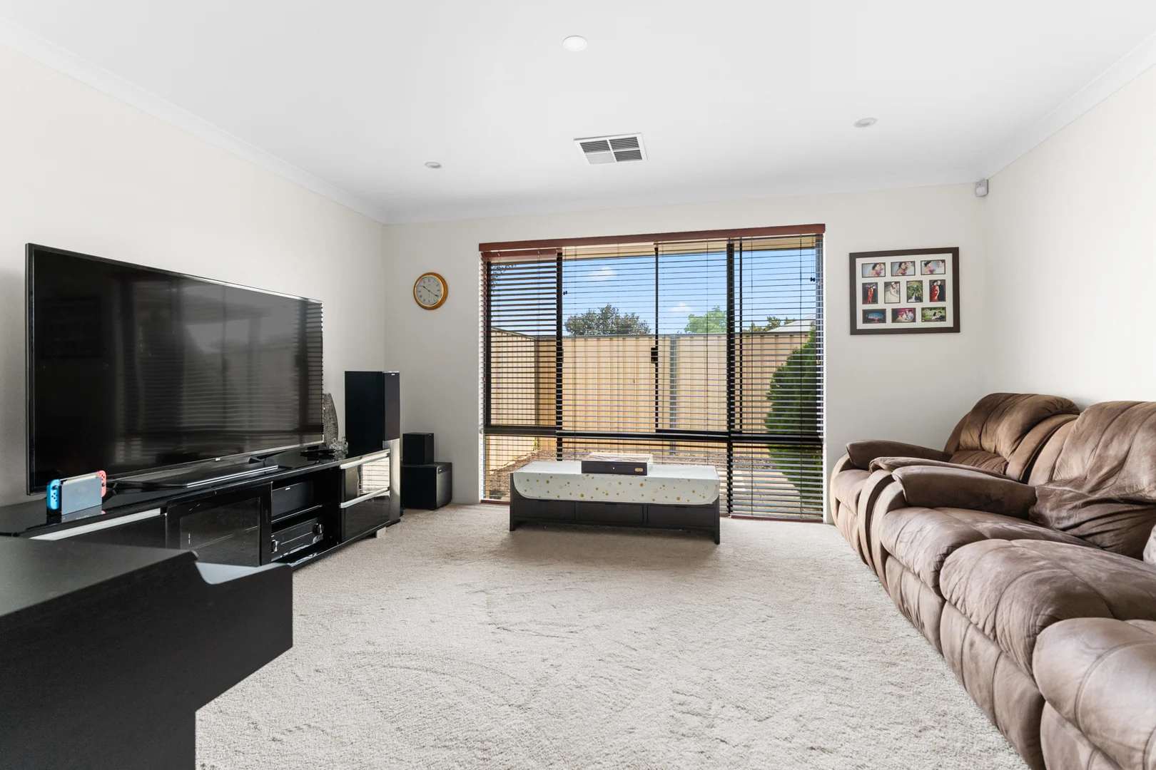 Additional image 5 of 8 Deanmore Bend, Hammond Park WA 6164