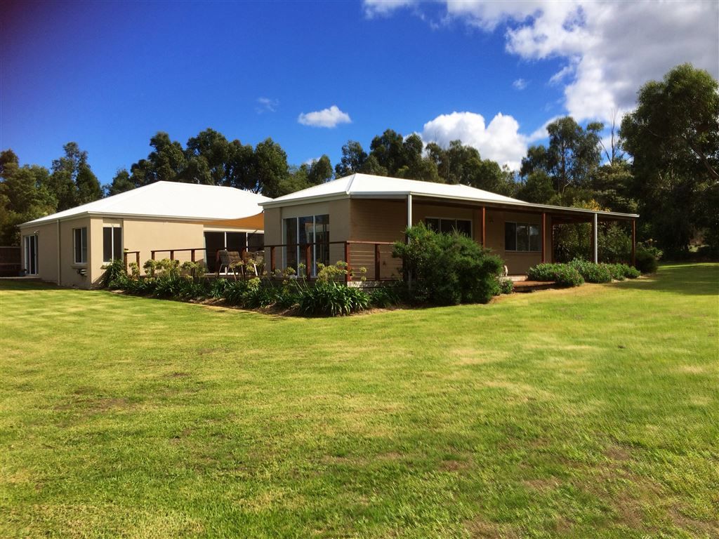 86 Albert Ruttle Drive, Inverloch Property History & Address Research