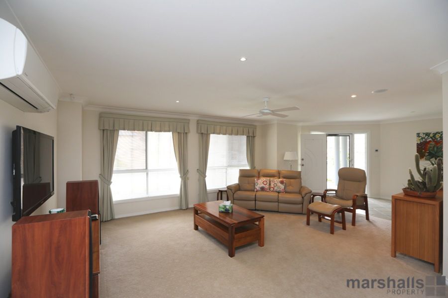 47 Green Point Drive, Belmont NSW 2280, Image 1