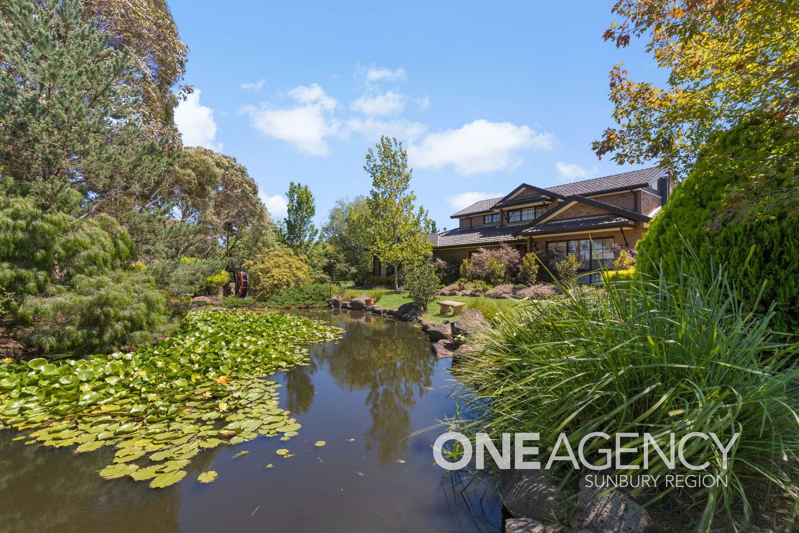 11 Berrydale Road, Sunbury VIC 3429, Image 2