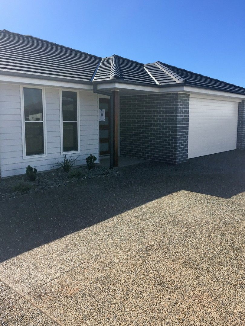 4 bedrooms House in 36A Summer Circuit LAKE CATHIE NSW, 2445