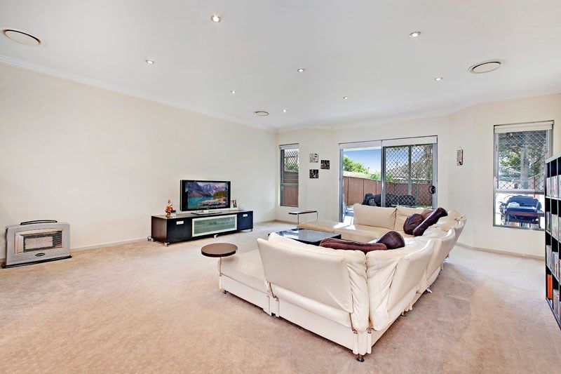 23a Birdwood Avenue, Belfield NSW 2191, Image 2