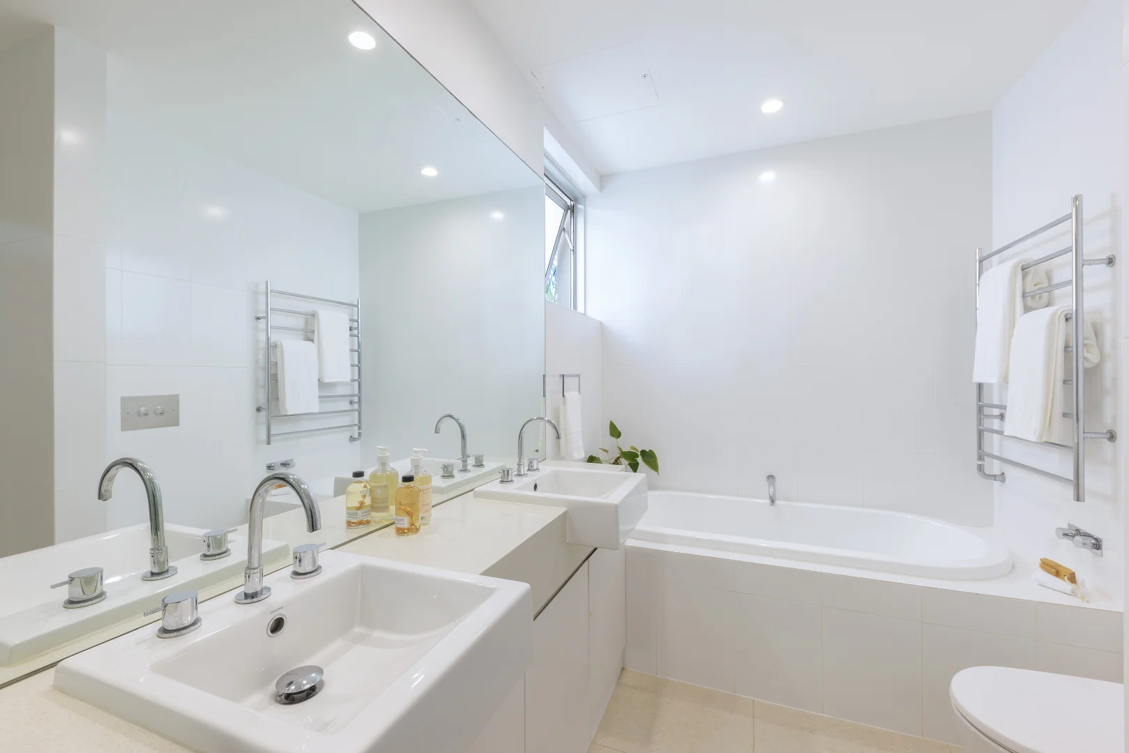 Additional image 7 of 4/70 Bradleys Head Road, Mosman NSW 2088