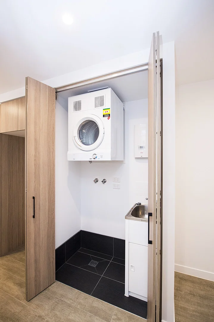 Additional image 10 of 303/147 Sir Fred Schonell Drive, St Lucia QLD 4067