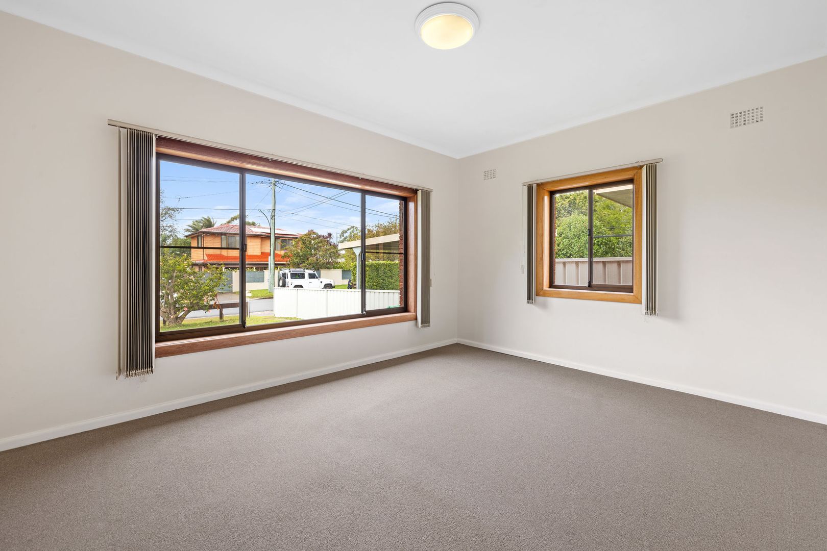 4 Hurdis Avenue, Frenchs Forest NSW 2086, Image 2