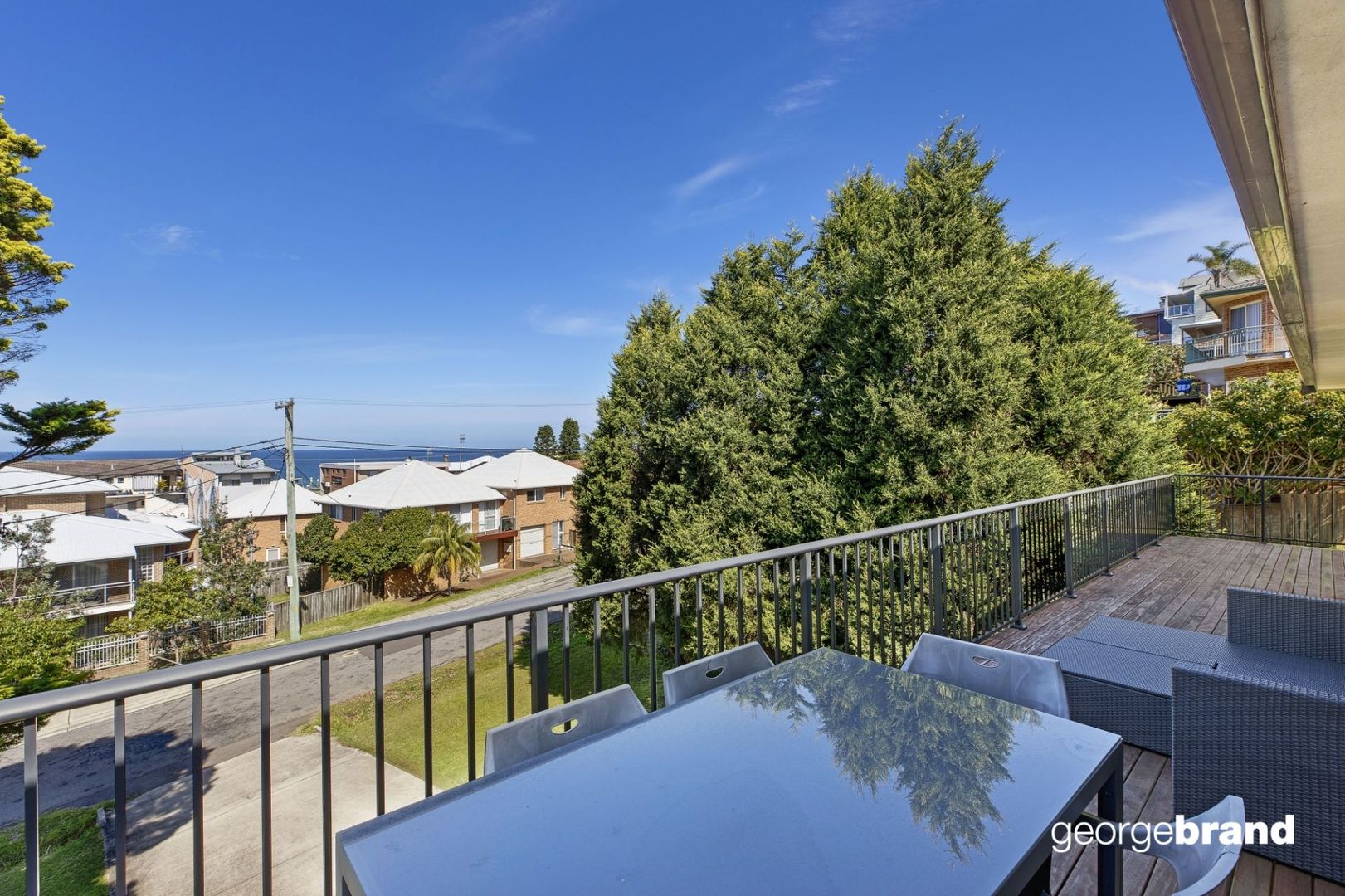 99 Copacabana Drive, Copacabana NSW 2251, Image 2