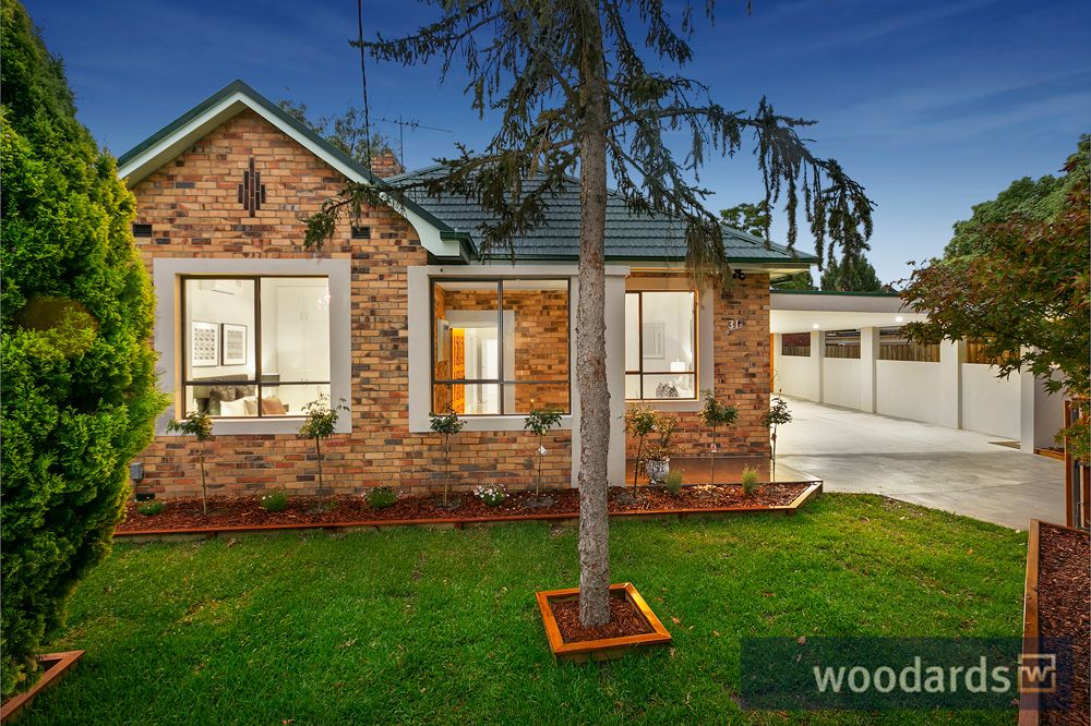 31 Munster Avenue, Carnegie VIC 3163, Image 0