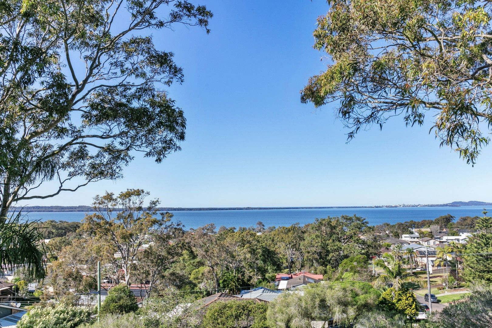 5 bedrooms House in 27 Leslie Ave GOROKAN NSW, 2263
