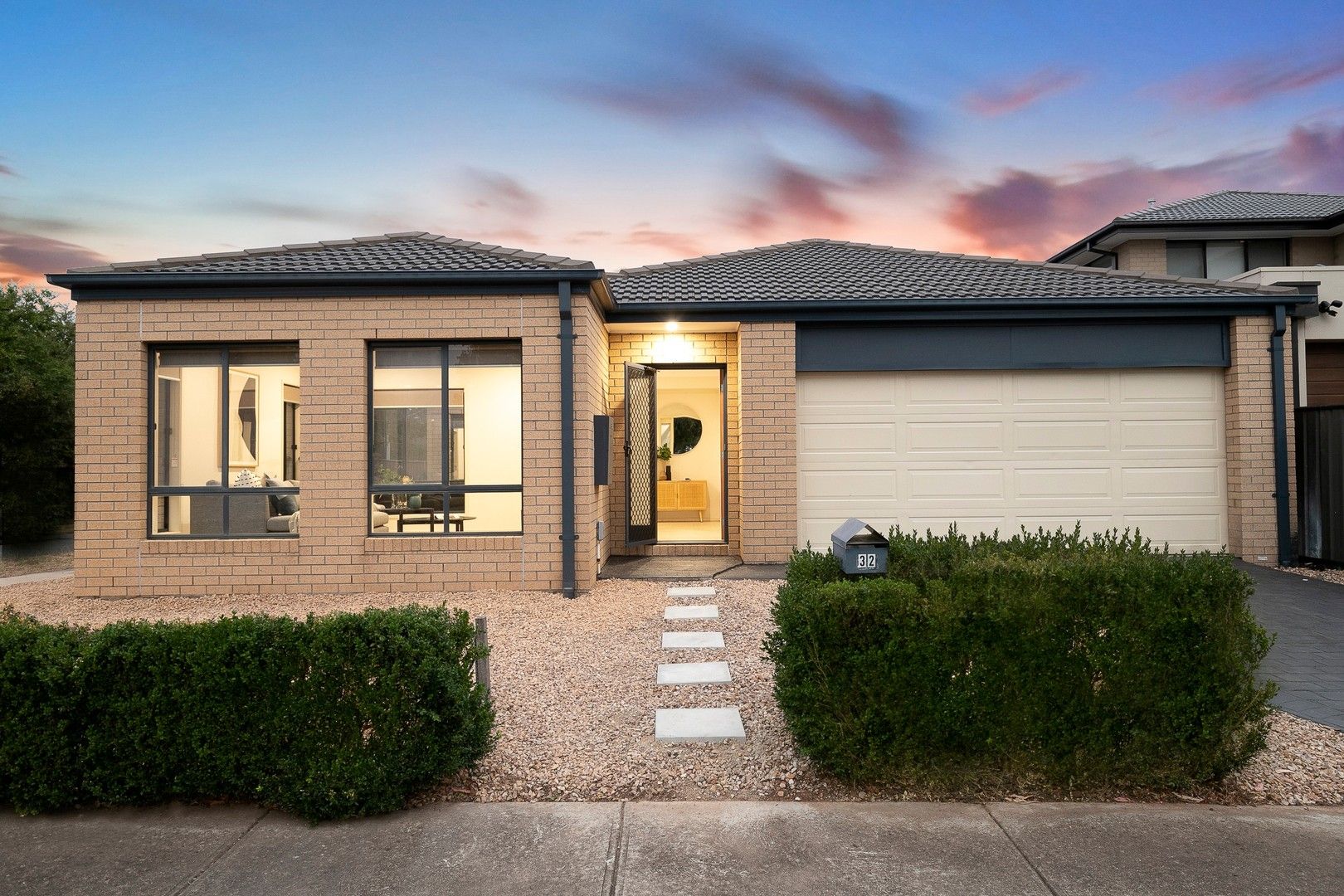 32 Sinclair Green, Derrimut VIC 3026, Image 0