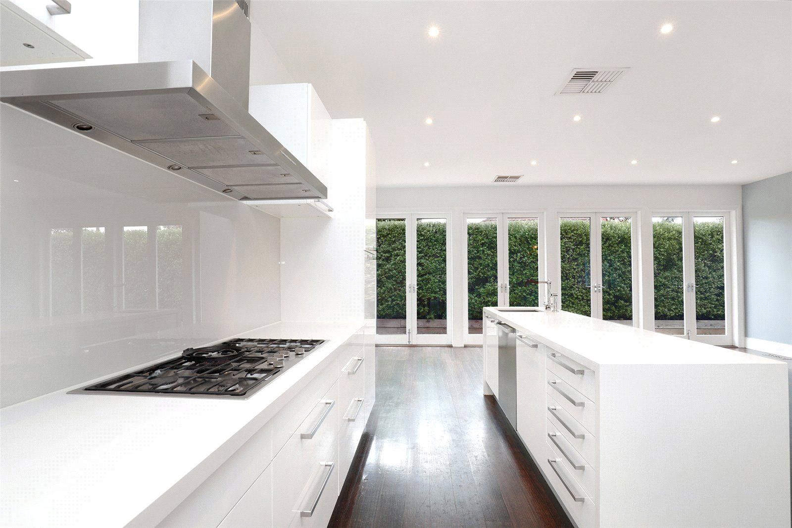 3 bedrooms House in 30 Grange Road SANDRINGHAM VIC, 3191