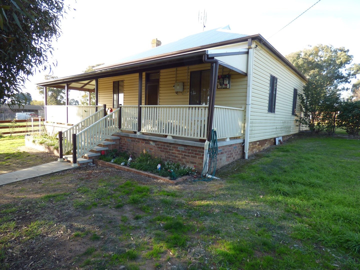 72 Lachlan, Young NSW 2594, Image 0