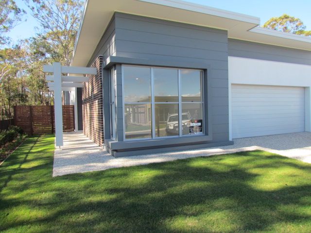 4 bedrooms House in 2 Conondale Place CAPALABA QLD, 4157