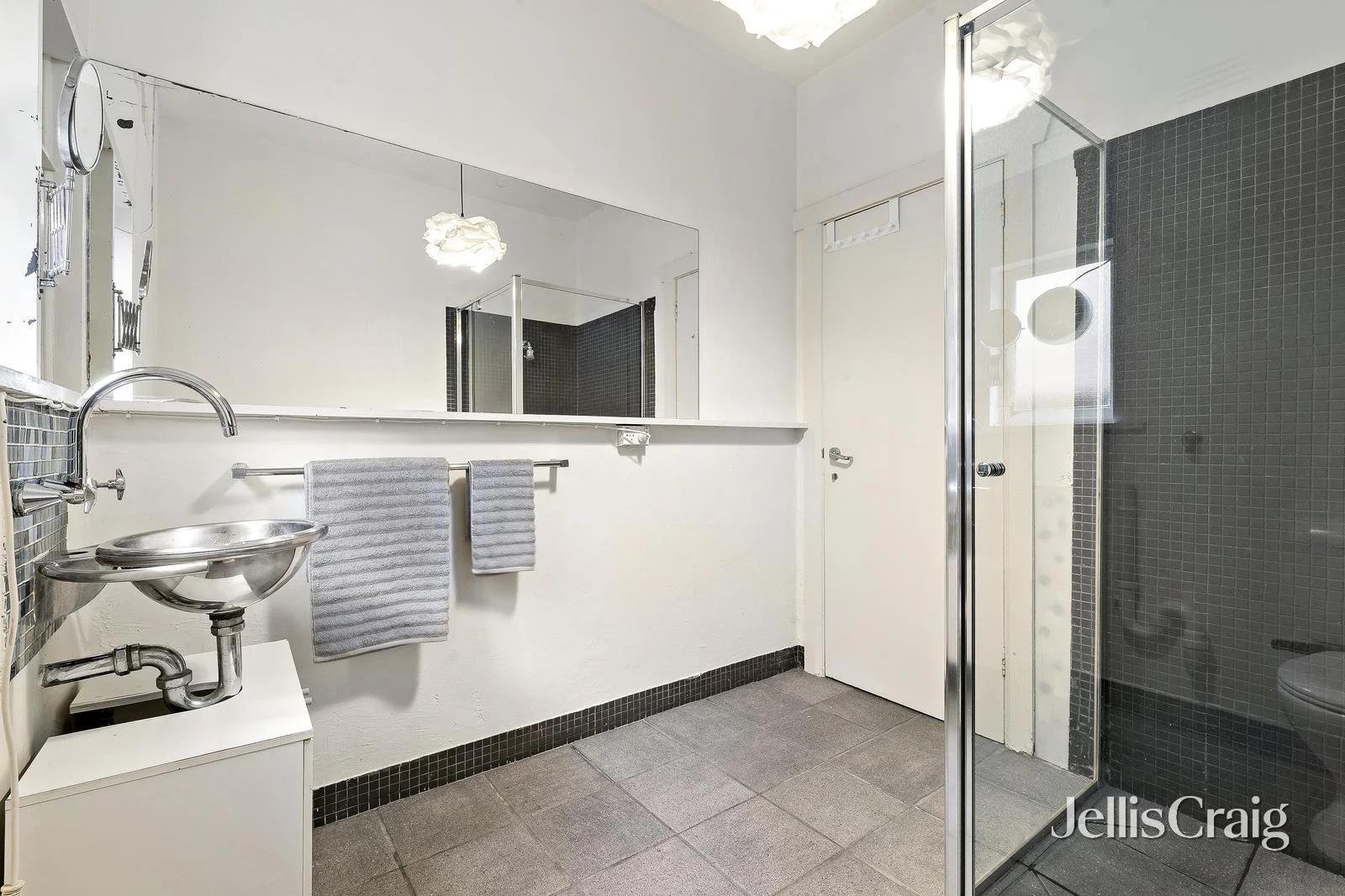 Additional image 10 of 1A/3 Southey Court, Elwood VIC 3184