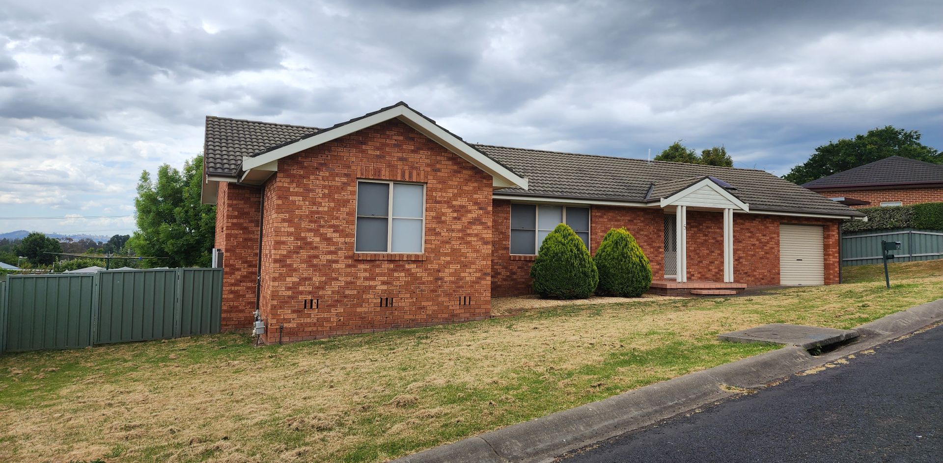 5 Kiandra Drive, Tumut NSW 2720 House For Rent 460 Domain