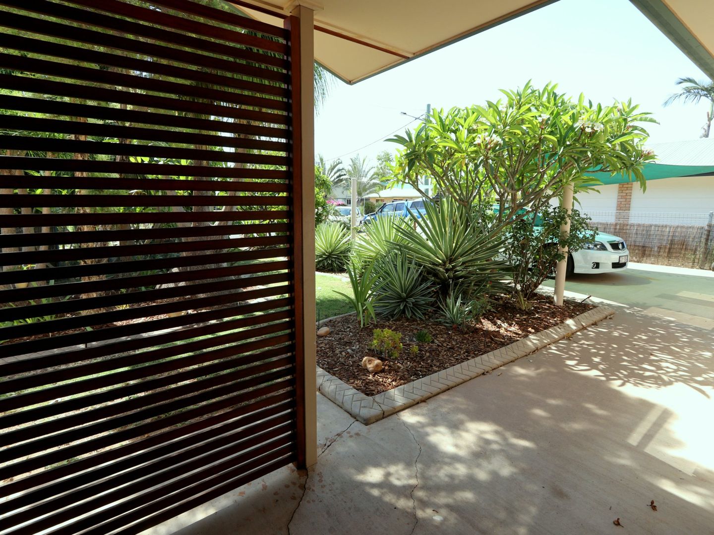 5 Barbara Crt, Emerald QLD 4720, Image 2