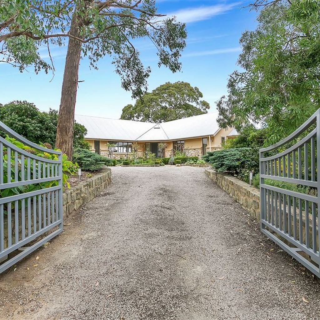 17 Sheoak Rd, Crafers SA 5152 House For Sale Domain