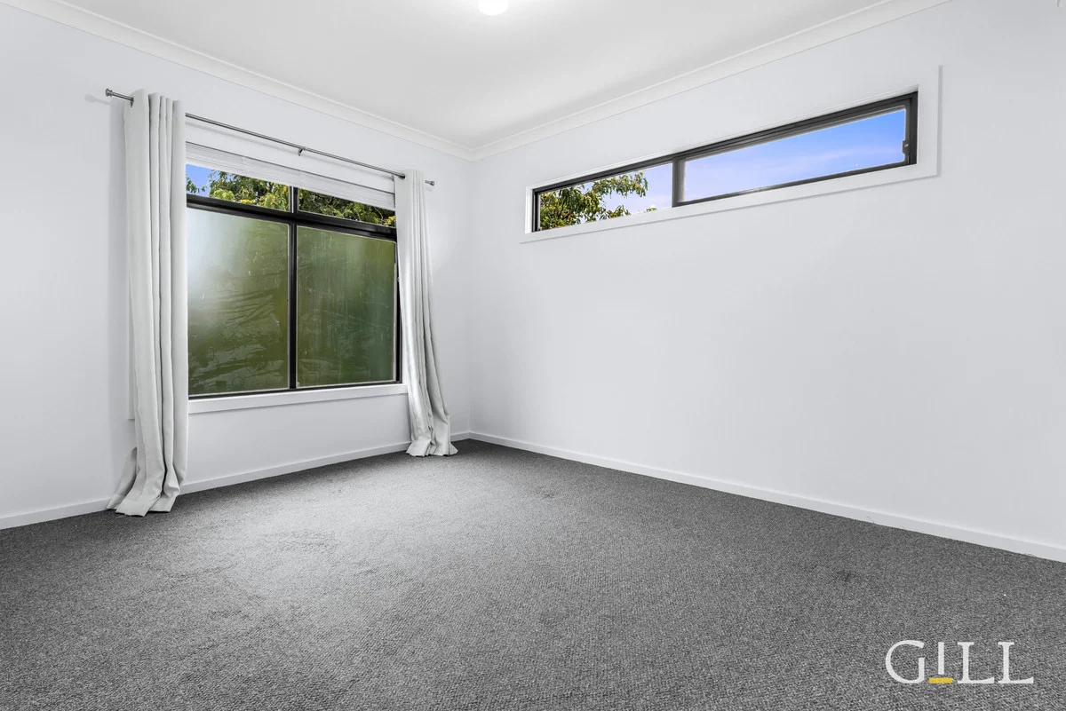 Additional image 15 of 2/11 Pettit Close, Berwick VIC 3806