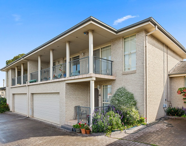 2/36 Bridge Street, Coniston NSW 2500