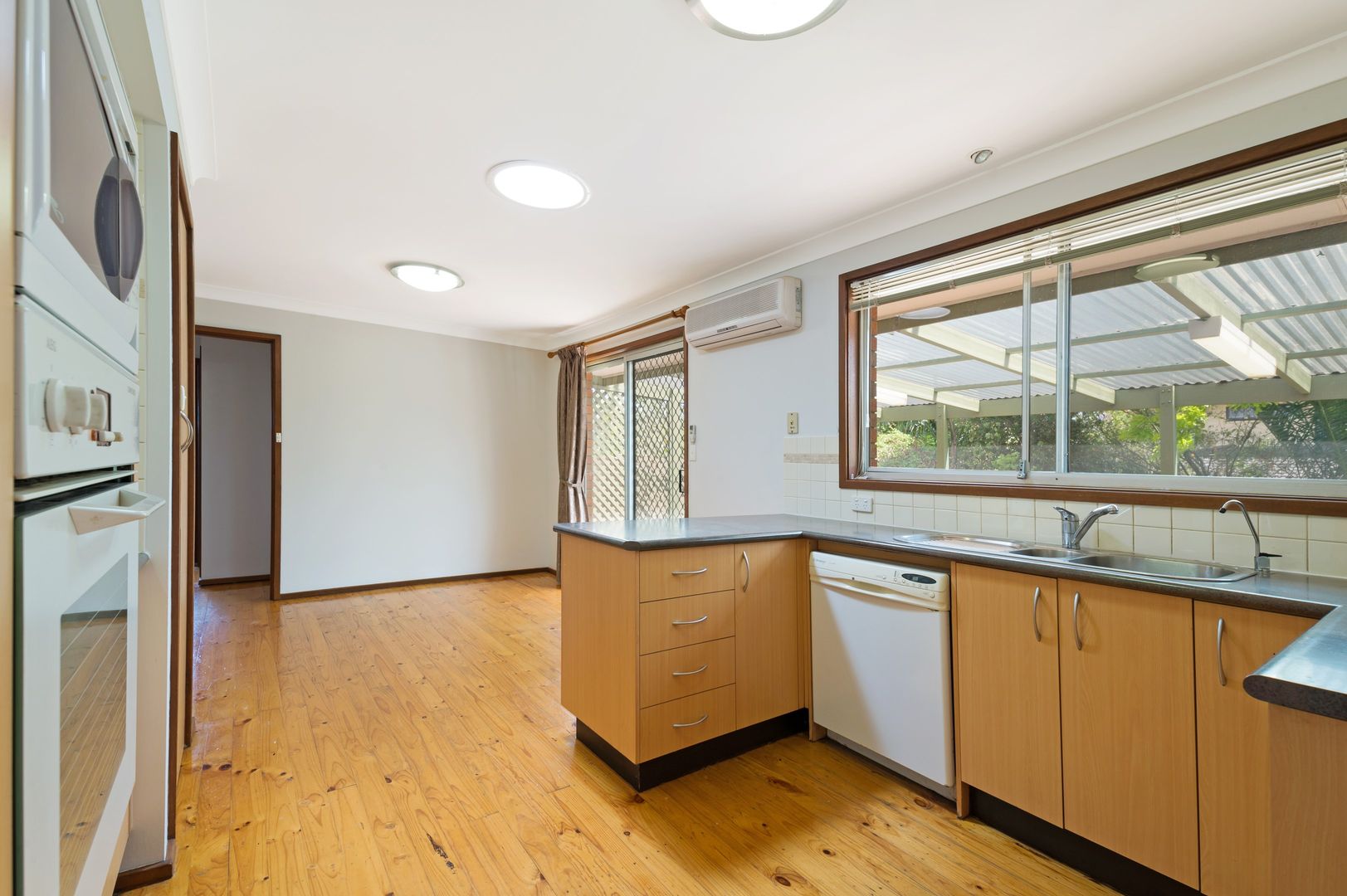 1 Peeler Place, Milperra NSW 2214, Image 2