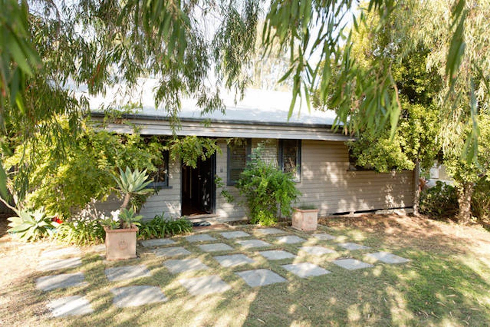 3 bedrooms House in 78 Paget Street HILTON WA, 6163