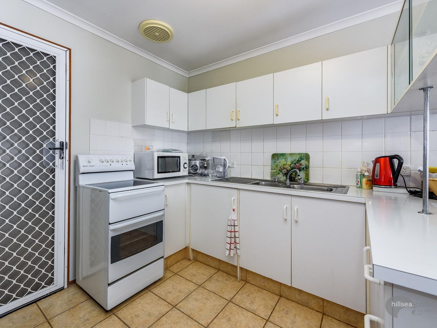 1/21 Paramount Place, Oxenford QLD 4210, Image 2