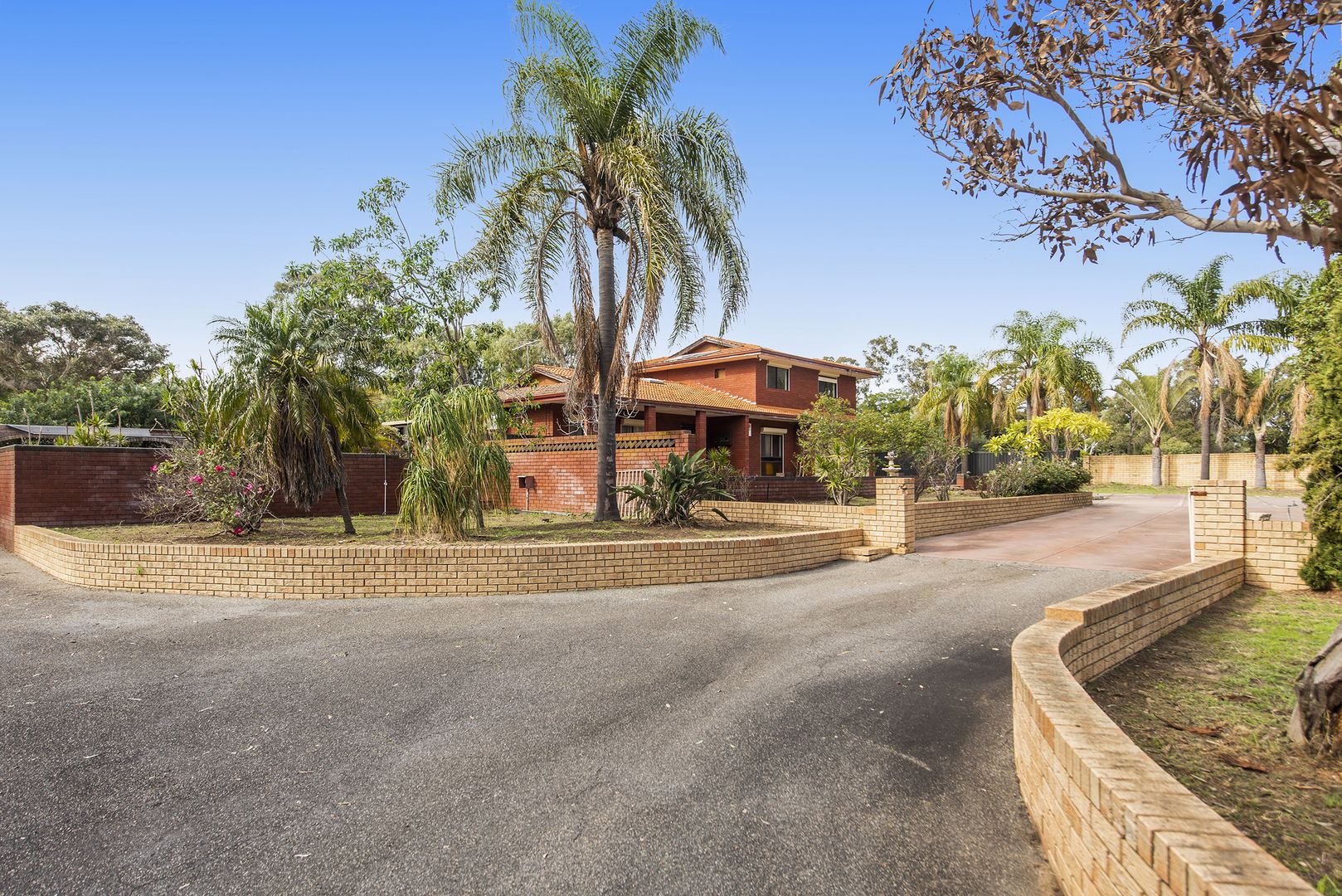 193 Hawtin Road, Maida Vale WA 6057, Image 2