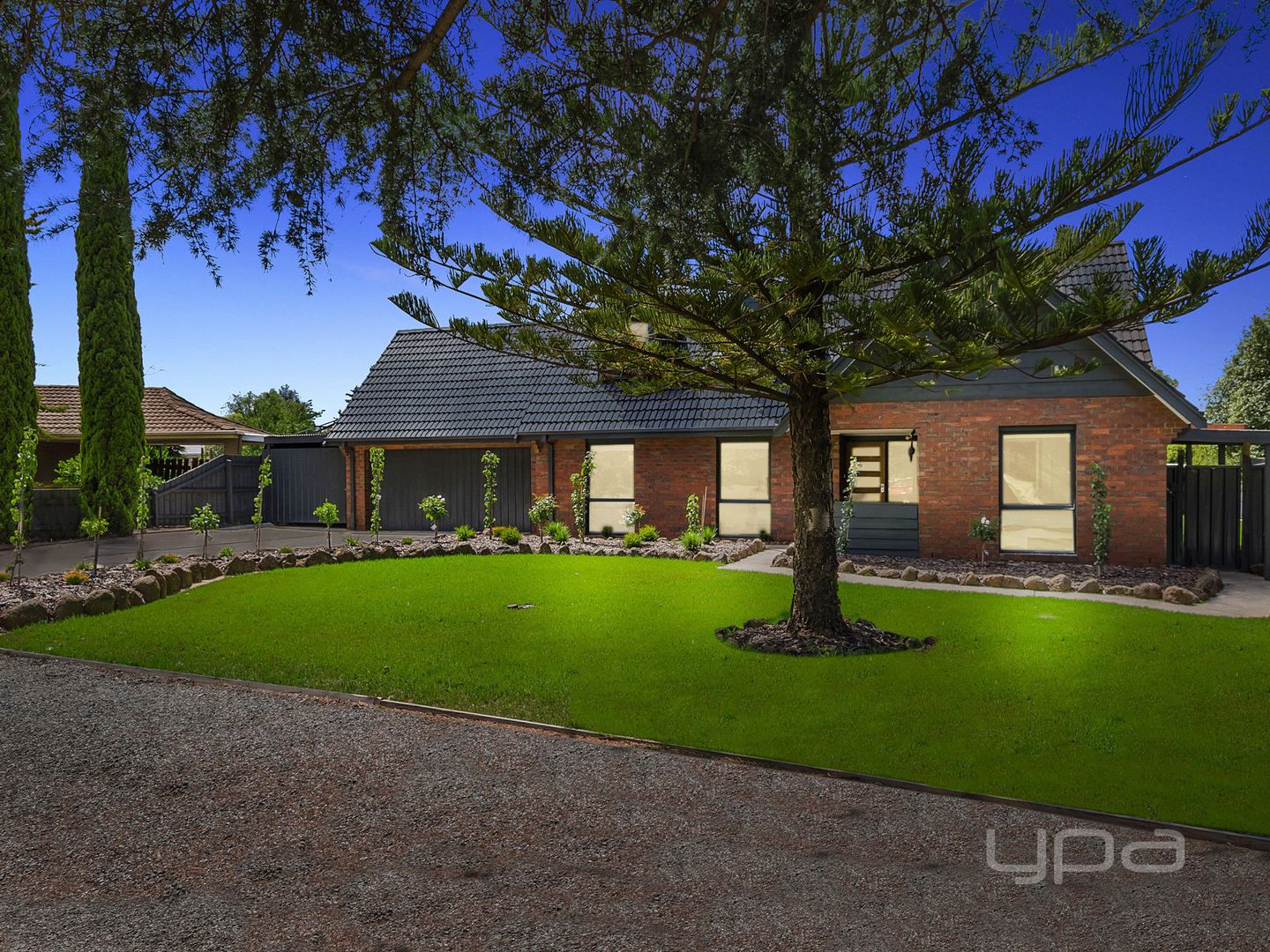 5 Denise Place, Melton West VIC 3337, Image 2