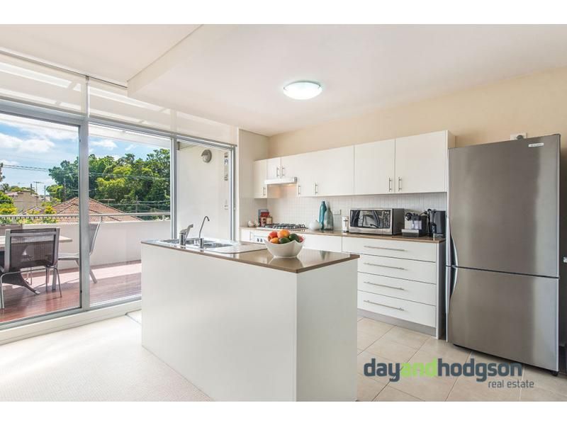 2/104-106 Wollongong Road, ARNCLIFFE NSW 2205, Image 1