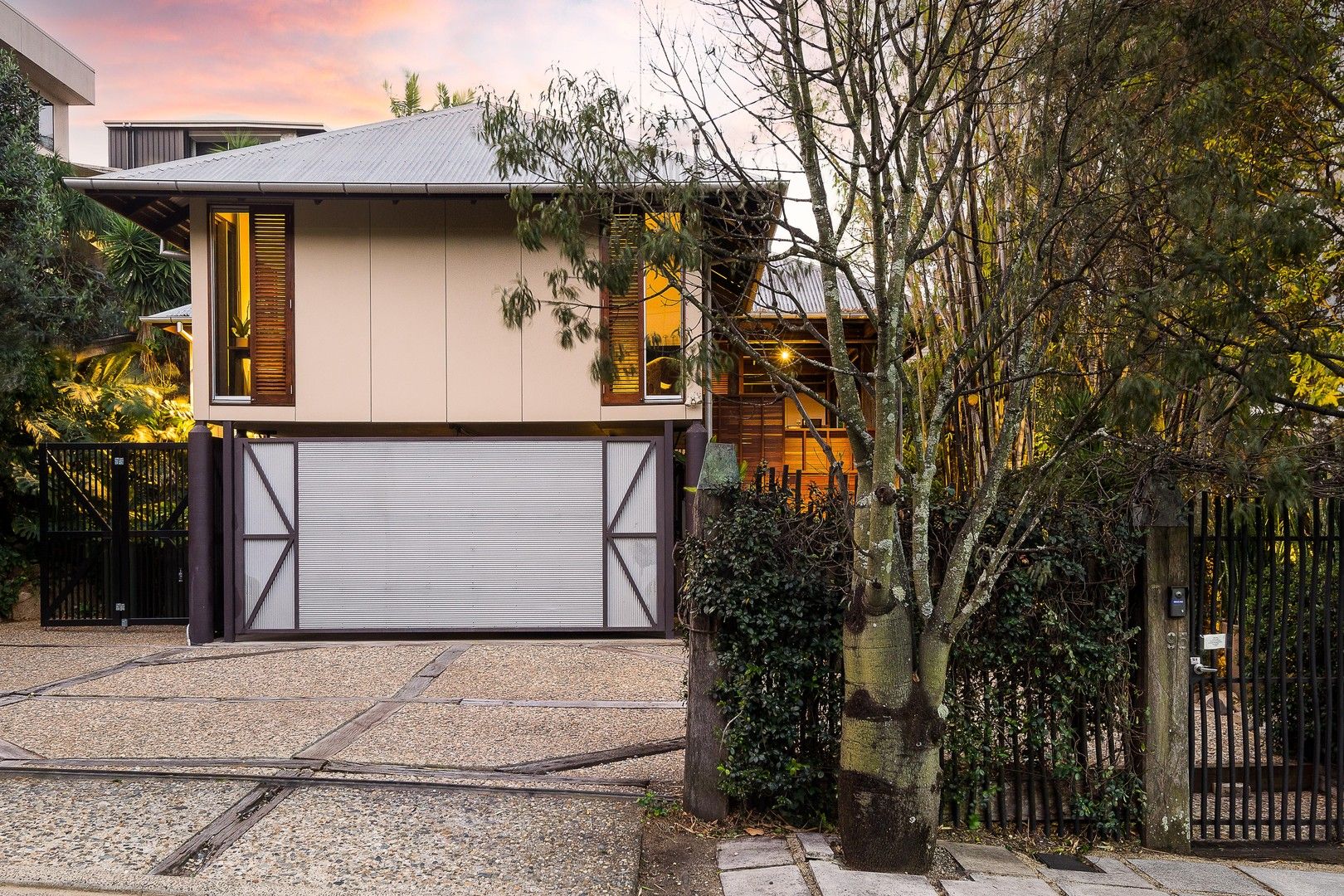 3 bedrooms House in 95 Agnes Street AUCHENFLOWER QLD, 4066