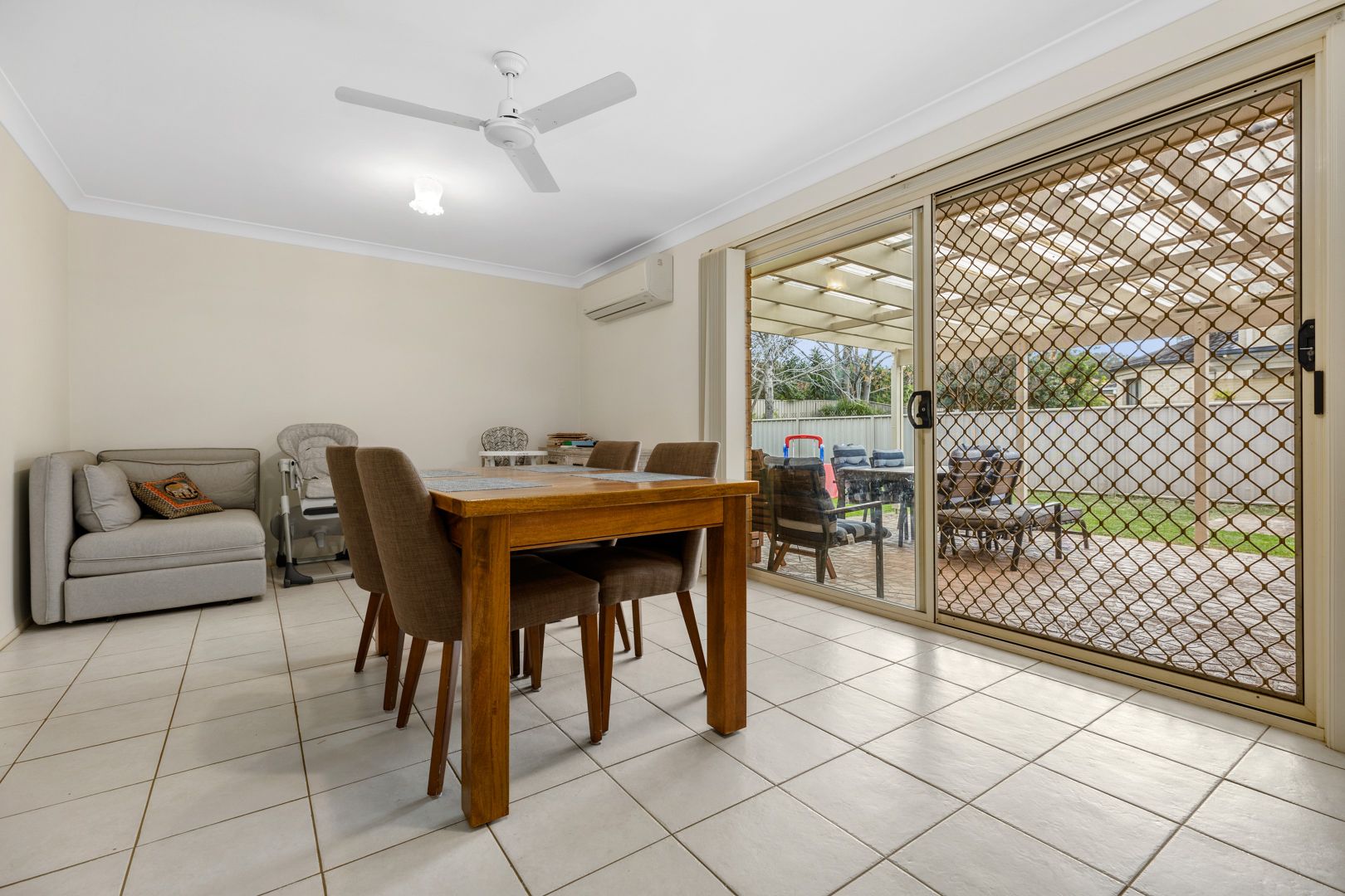 38 Gardenia Crescent, Bomaderry NSW 2541, Image 2