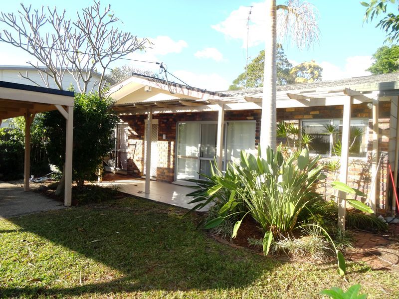 130 Bamboo Avenue, Benowa QLD 4217, Image 2