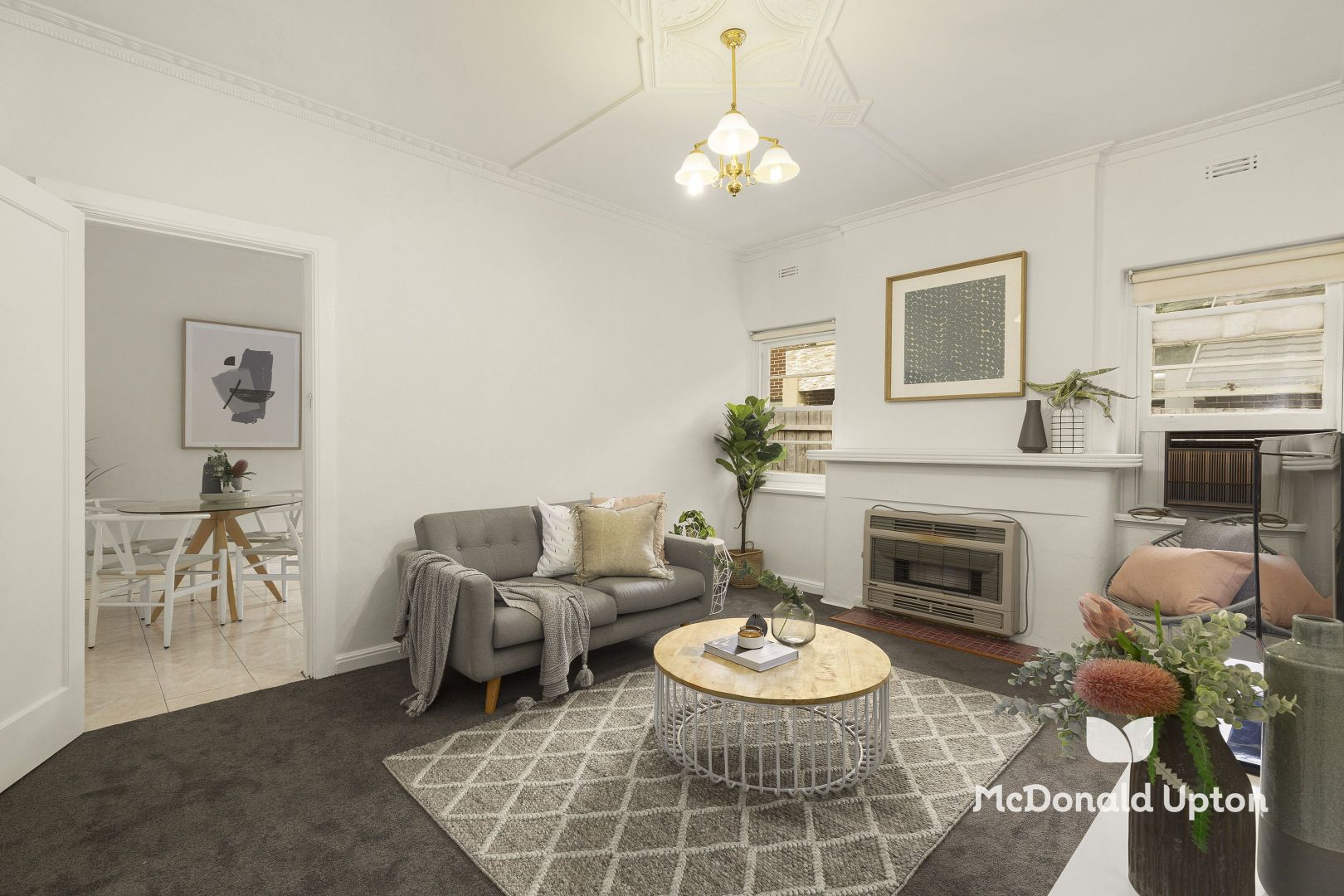 15 Mooltan Street, Travancore VIC 3032, Image 1